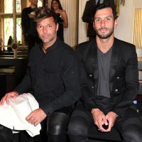 Ricky Martin e Jwan Yosef ficam noivos após um ano de namoro: 'Me ajoelhei'