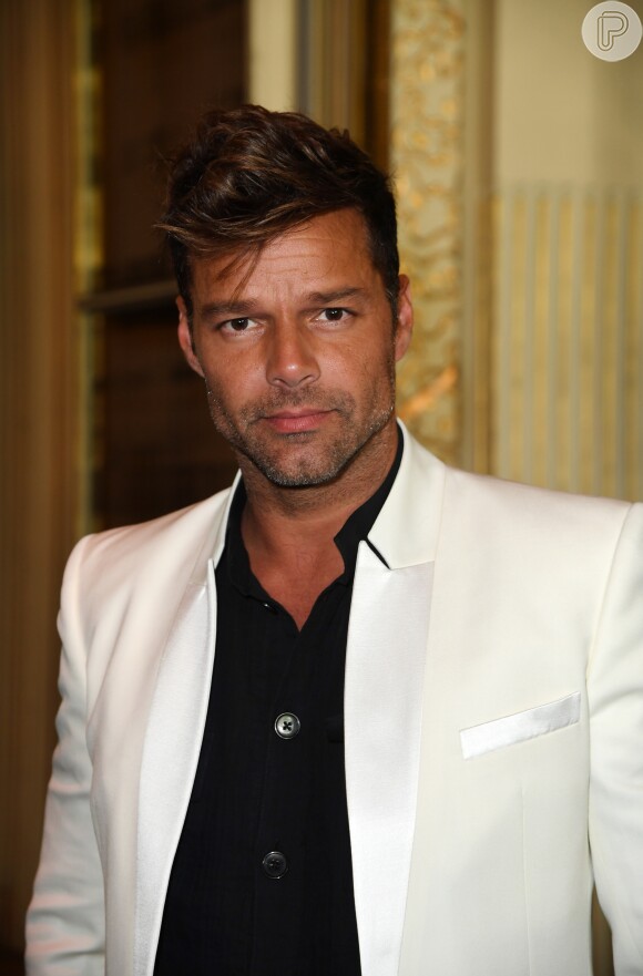 'Eu estava realmente nervoso', declarou Ricky Martin, noivo do artista plástico Jwan Yosef 