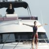 Isabela (Alice Wegmann) será dada como morta durante um passeio de barco com Tiago (Humberto Carrão) , na novela 'A Lei do Amor'