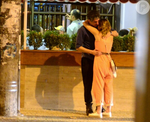 Letícia Colin e o ator Michel Melamed estão namorando há seis meses