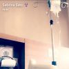 Sabrina Sato grava vídeo em cama de hospital de São Paulo