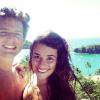 Lea Michele curte férias no México com o melhor amigo, Jonathan Groff