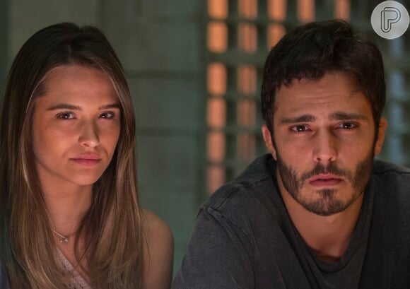 Lili (Juliana Paiva) e William (Thiago Rodrigues) se unem para investigar a Comunidade, em 'Além do Horizonte'