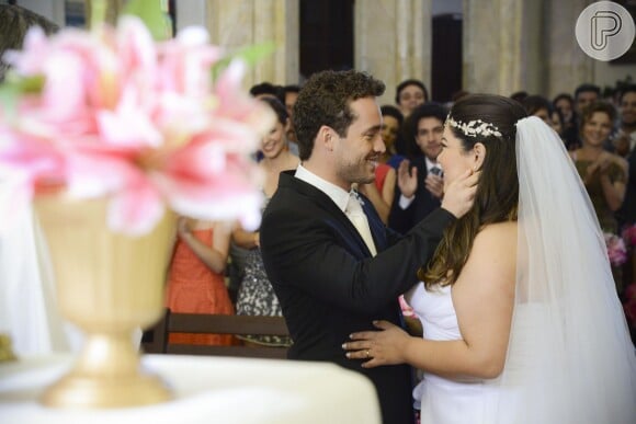 Perséfone foi casada com o fisioterapeuta Daniel (Rodrigo Andrade)