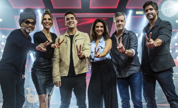 Victor e Leo, Carlinhos Brown e Ivete Sangalo são os técnicos do 'The Voice Kids', cuja nova temporada estreia domingo, 8 de janeiro de 2017, com a apresentação de André Marques