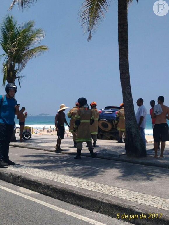 Filho de Leticia Spiller e Marcello Novaes esquece freio e carro cai na areia