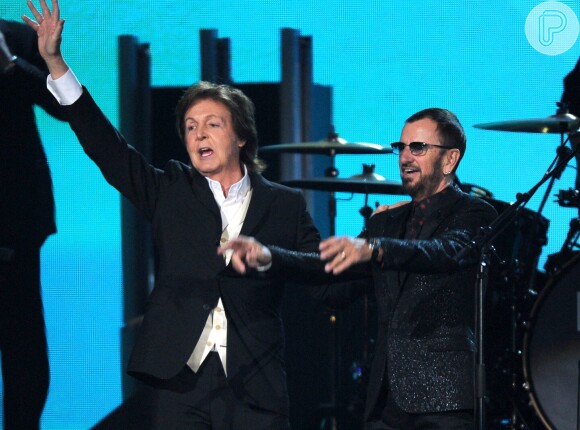 Paul McCartney e Ringo Starr, ex-Beatles, se apresentam juntos no Grammy Awards 2014