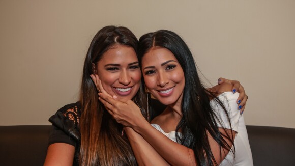 Simone e Simaria já foram noivas em participação na 'Aventuras do Didi'. Fotos!