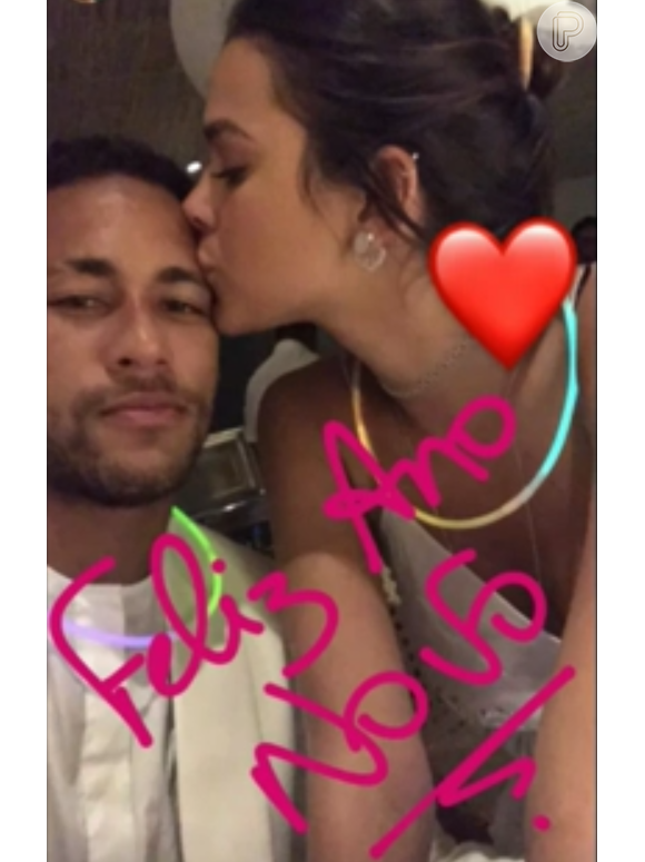 Bruna Marquezine e Neymar passaram o réveillon juntos na mansão de Mangaratiba