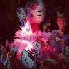Sabrina Sato completa 33 anos e ganha festa surpresa de aniversário dos amigos com o tema da Hello Kitty, em 3 de janeiro de 2014
