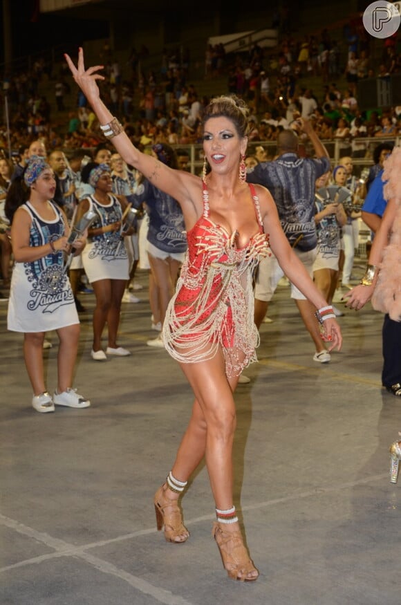 Naglia Coelho mostrou seu samba ao ensaiar com a Acadêmicos de Tatuapé, em São Paulo
