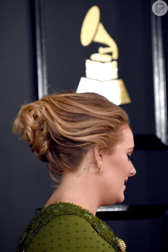 Cabelo de Adele na 59ª edição do Grammy Awards, em Los Angeles, Estados Unidos, neste domingo, 12 de fevereiro de 2017