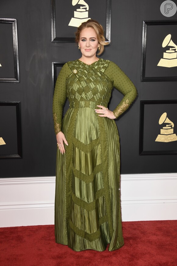 Adele de Givenchy by Riccardo Tisci na 59ª edição do Grammy Awards, em Los Angeles, Estados Unidos, neste domingo, 12 de fevereiro de 2017