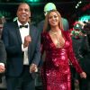 Beyoncé usou um vestido vermelho assinado por Peter Dundas na 59ª edição do Grammy Awards, em Los Angeles, Estados Unidos, neste domingo, 12 de fevereiro de 2017