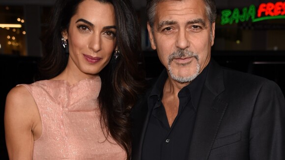 Grávida de gêmeos, mulher de George Clooney já sabe sexo. 'Casal', diz mãe dele