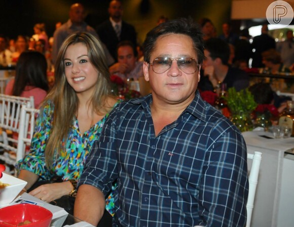 Cantor Leonardo sofre acidente de carro em Goiás, nesta sexta-feira, 7 de fevereiro de 2014, e passa bem: 'Ninguém se feriu'