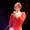 Miley Cyrus vai sair em turnê mundial com a Bangerz Tour