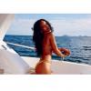 Rihanna fotografou em um iate no mar de Copacabana