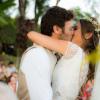 Giselle Itié se casa com o ator Emílio Dantas na praia do Corumbê, em Paraty, Costa Verde do Rio de janeiro, no dia 1° de fevereiro de 2014