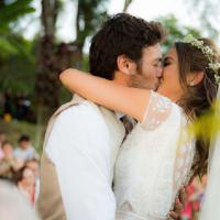 Giselle Itié usa vestido de noiva da mãe em casamento com Emílio Dantas. Fotos!