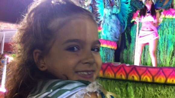 Mel Maia, de 9 anos, curte folia: 'Sou nova, mas é meu 2º Carnaval na Sapucaí!'