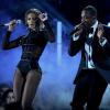 Beyoncé e Jay-Z se apresentam no Grammy Awards