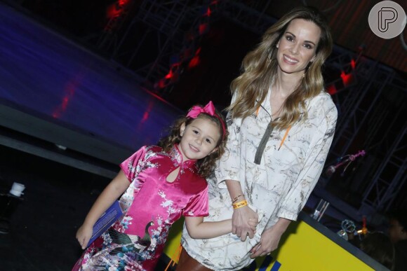 Ana Furtado diz sobre a filha, Isabella: 'Me esforço diariamente para ser a melhor mãe'