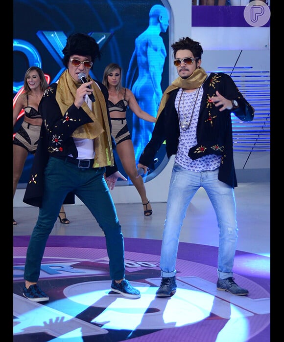 Luan Santana e Rodrigo Faro dançaram e cantaram músicas do rei do rock