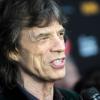 O líder do Rolling Stones se despediu da ex-namorada cercado de amigos. Na cerimônia, o cantor leu um salmo da Bíblia
