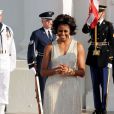 Para receber chanceler alemã Angela Merkel, Michelle Obama escolheu um vestido todo trabalhado em paetês, a recepção aconteceu na Casa Branca, em 2011