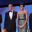 Para a premiação no Congresso Hispânico Caucus Instituto, Michelle Obama escolheu um tomara que caia estampado. O evento aconteceu na Casa Branca, em 2011