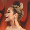 Looks dos famosos na festa 'Vem aí', da TV Globo: Luiza Possi manteve o seu estilo irreverente através do penteado. O vestido é Alexandre Hercovitch