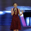 Looks dos famosos na festa 'Vem aí', da TV Globo: Julia Lemmertz escolheu um vestido de saia rodada e com decote nos seios