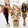 Sophie Charlotte e Emanuelle Araújo participam da inauguração da exposição de esculturas de ovos de páscoa gogantes, no shopping JK Iguatemi, em São Paulo, em 3 de abril de 2014