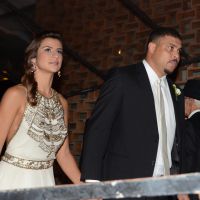 Ronaldo se estressa com Paula Morais após a noiva beber demais em festa