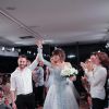 Maria Casadevall desfilou vestida de noiva na tarde desta sexta-feira, 11 de abril de 2014, no hotel Unique, em São Paulo. A atriz fez duas entradas na passarela. Na primeira, Maria usou um vestido preto e na segunda mostrou um modelo mais tradicional, clarinho