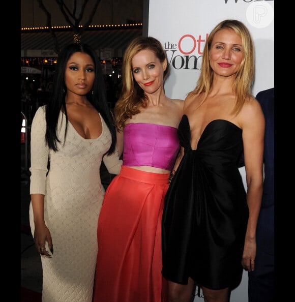 Cameron Diaz posa com as atrizes Nicki Minaj, Cameron Diaz e Leslie Mann do filme 'Mulheres ao ataque' na pré-estreia em Los Angeles, Estados Unidos