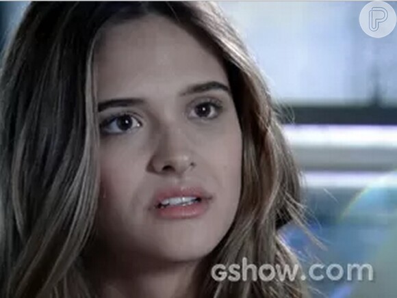 Lili (Juliana Paiva) é desmascarada por Paulinha (Christiana Ubach) e corre perigo, em 'Além do Horizonte'