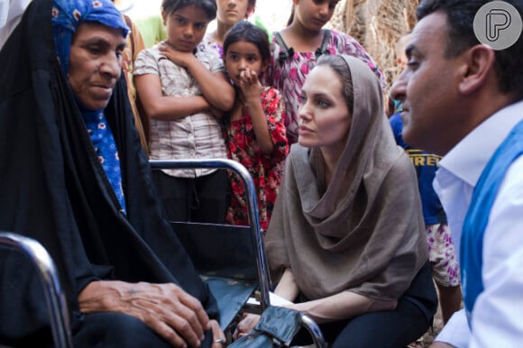 Angelina Jolie faz visita ao Iraque