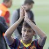 Neymar defende o time do Barcelona, da Espanha