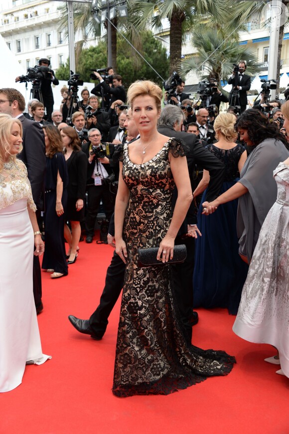 Natacha Amal prestigia a cerimônia de abertura do Festival de Cannes 2014