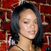Rihanna foi ao aniversário de 18 anos de Chris Brown com um corte assimétrico em maio de 2007