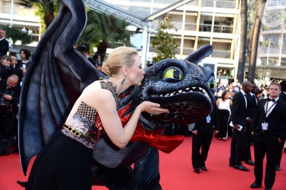 Cate Blanchett dubla a personagem Valka na animação 'Como treinar o seu dragão 2'