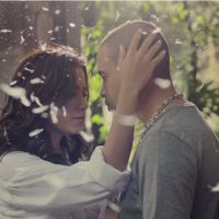 Anitta aparece sensual em clipe com parceria do rapper Projota
