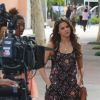 Bruna Marquezine e Erika Januza gravam cenas de 'Em Família' no Rio de Janeiro