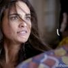 Maria Vergana (Débora Nascimento) vê a nóticia do noivado de Brian (Lázaro Ramos) e jura vingança em 'Geração Brasil'