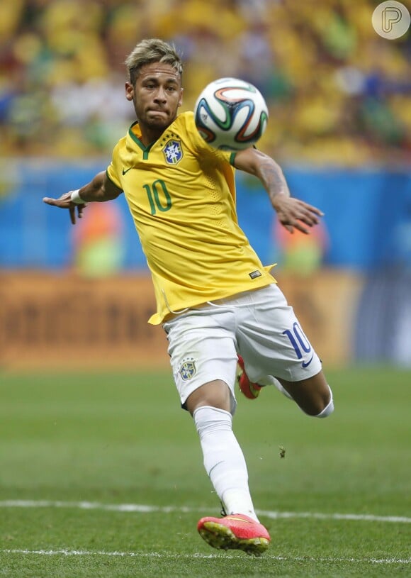 Neymar promove aumento de vendas de sunga usada durante jogo do Brasil contra Camarões