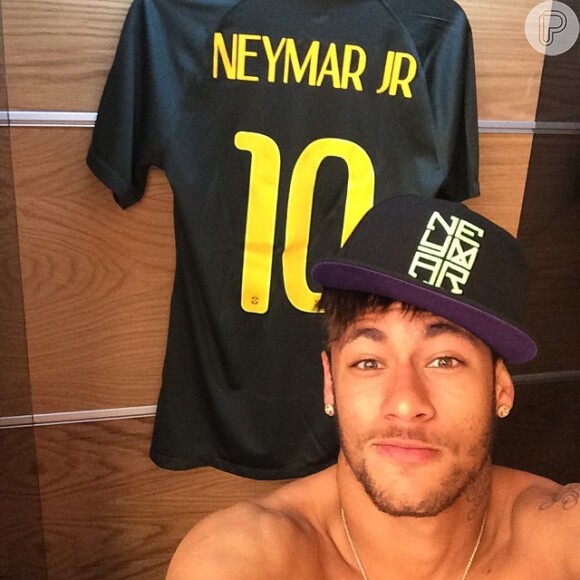 Neymar está concentrado na Granja Comary, em Teresópolis