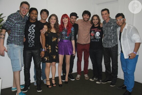 Eliminadas do 'SuperStar', as bandas Bicho de Pé e Move Over participaram do show de Ivete Sangalo neste domingo, 6 de julho de 2014, na Marina da Glória, no Rio