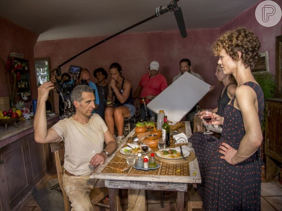 Vanessa Paradis e John Turturro em cena do filme 'Rio, Eu Te Amo'